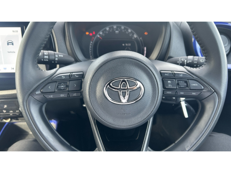 Toyota Aygo X 1.0 VVT-i Edge 5dr Petrol Hatchback